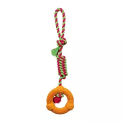 Іграшка для собак Trixie Кільце на мотузці з ручкою 41 см, d=12 см (гума, кольори в асортименті) (33191)