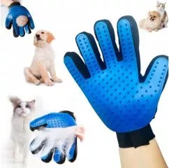 Массажная щетка перчатка для бережного вычесывания шерсти домашних животных кошек и собак TT (52901)